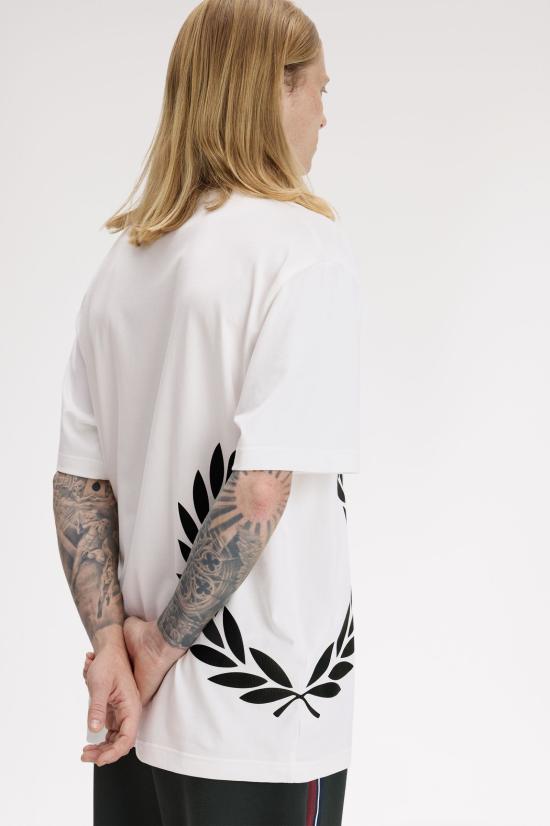 26SS 프레드페리 반팔 티셔츠 M2440 129 Snow white - FRED PERRY