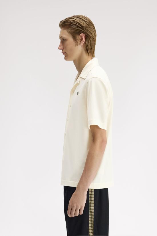 26SS 프레드페리 반팔 셔츠 M1745 560 Beige - FRED PERRY