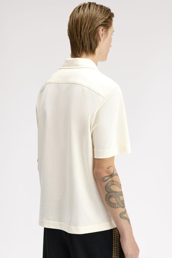 26SS 프레드페리 반팔 셔츠 M1745 560 Beige - FRED PERRY