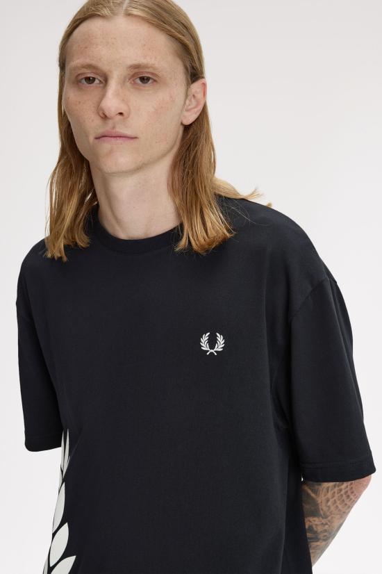 26SS 프레드페리 반팔 티셔츠 M2440 102 Black - FRED PERRY
