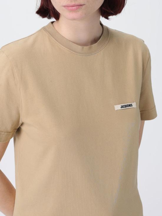 26SS 자크뮈스 반팔 티셔츠 TSW00550AJ00029 180 Sand - JACQUEMUS