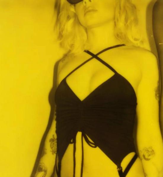  Kayleigh Peddie 민소매 티셔츠 케일리 페디 메이브 가터 탱크탑 블랙 - OTHER BRANDS