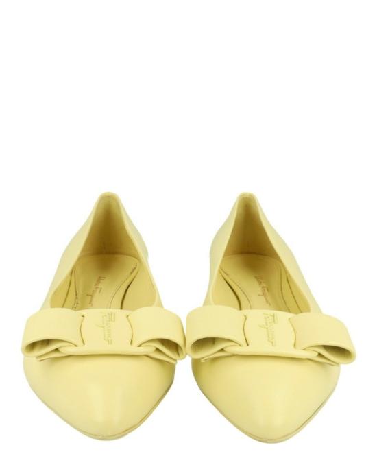  살바토레 페라가모 플랫 슈즈 01R252 744592 1B 70004 10 Yellow - SALVATORE FERRAGAMO