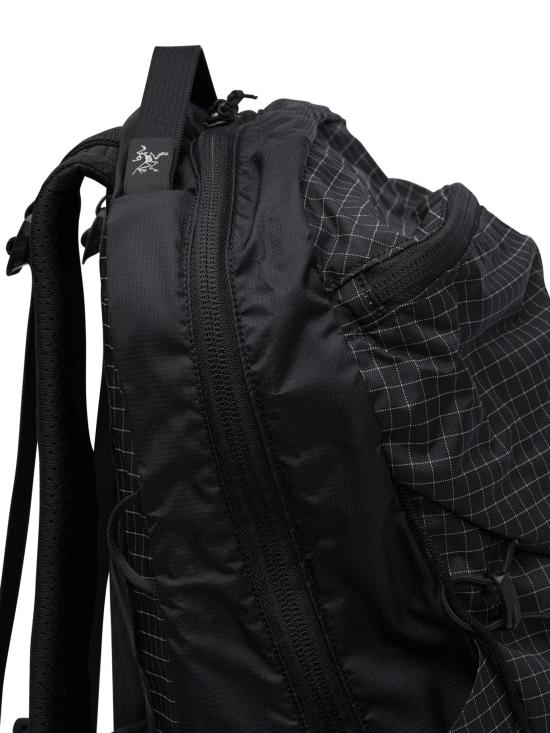 26SS 아크테릭스 에어리어스 18 백팩 X000009581AERIOS 18BLACK Black - ARC`TERYX