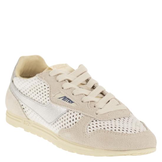 26SS 오트리 WINDSPIN 윈드스핀 스니커즈 WSLW WHITE - AUTRY