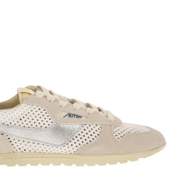 26SS 오트리 WINDSPIN 윈드스핀 스니커즈 WSLW WHITE - AUTRY