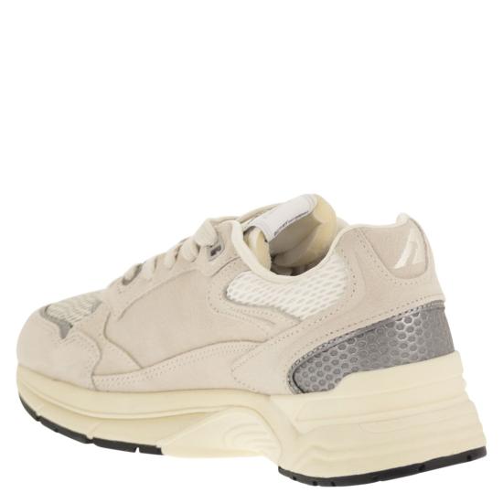 26SS 오트리 HYPERWAY 하이퍼웨이 스니커즈 HYLW WHITE - AUTRY