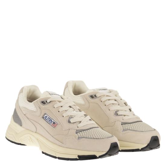 26SS 오트리 HYPERWAY 하이퍼웨이 스니커즈 HYLW WHITE - AUTRY