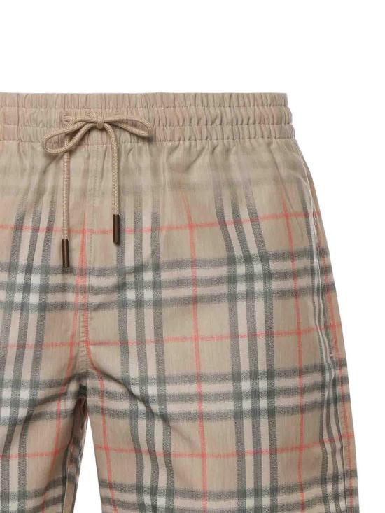 26SS 버버리 그라데이션 체크 스윔팬츠 8121695 - BURBERRY