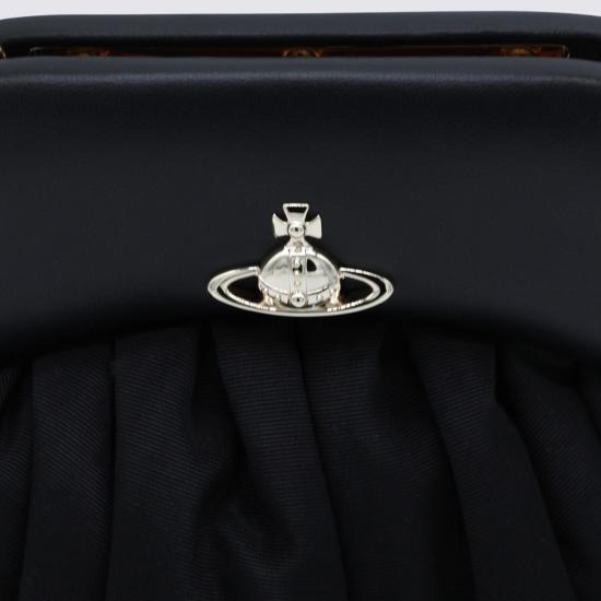 26SS 비비안웨스트우드 사피아노 탑핸들 클러치 파우치 49030001WW01F4N401 Black - VIVIENNE WESTWOOD