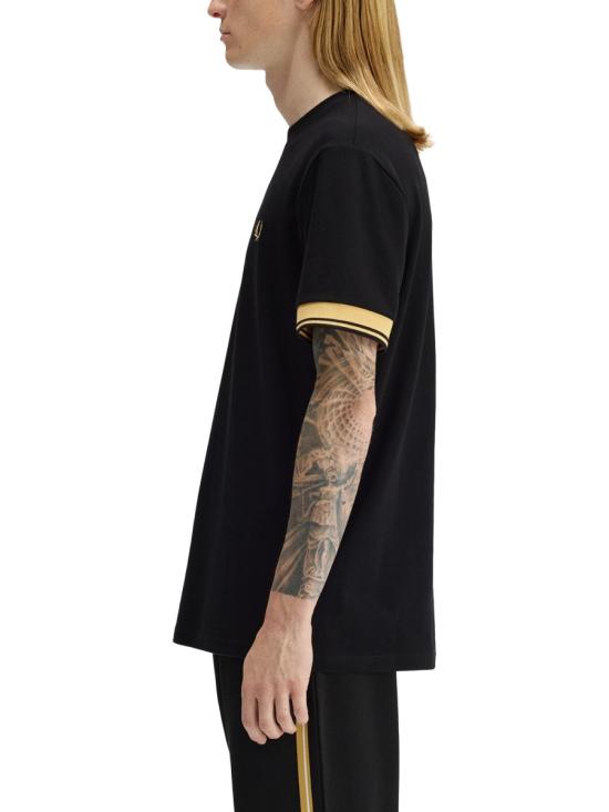 26SS 프레드페리 반팔 티셔츠 FP M2396 57 90A BLACK - FRED PERRY
