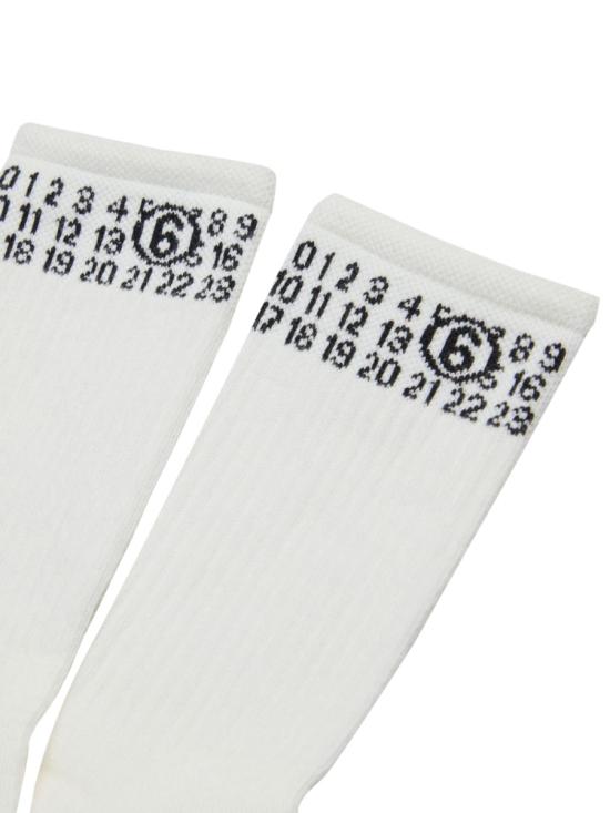 26SS [키즈] MM6 메종마르지엘라 발목 양말 M60571K MM045M6100 WHITE - MM6 MAISON MARGIELA