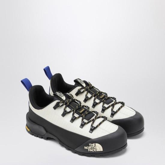 26SS 노스페이스 스니커즈 NF0A8DAPPL GIY BEIGE