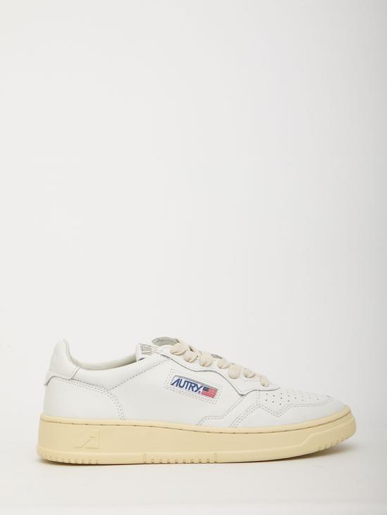 26SS 오트리 메달리스트 로우 스니커즈 AULMLL15 WHITE