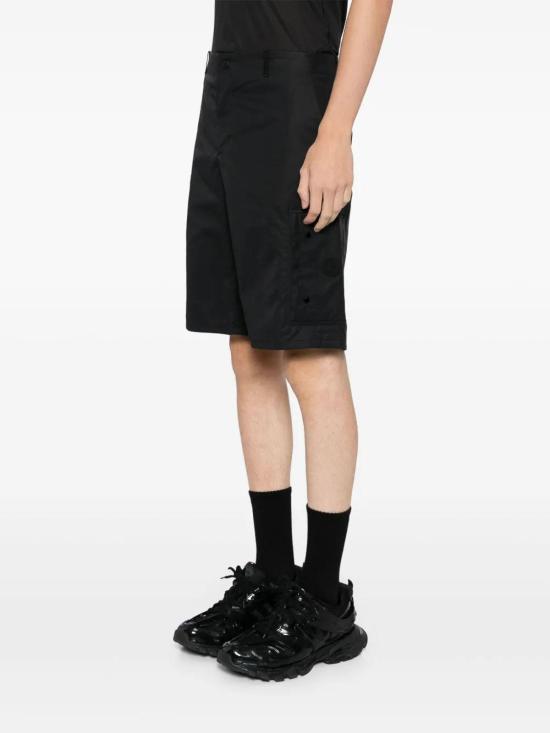  몽클레어 숏팬츠 2B0000454ARP999 Black - MONCLER