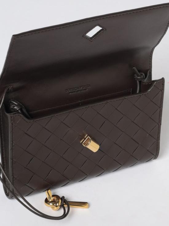 26SS 보테가베네타 안디아모 파우치 온 스트랩 836940VCPP2 2190 Brown - BOTTEGA VENETA