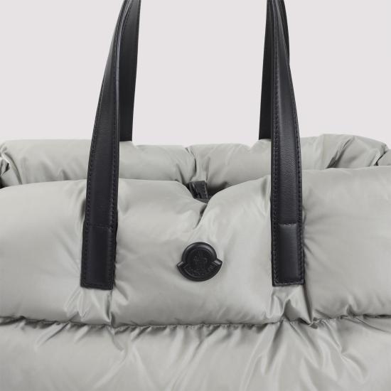 26SS 몽클레어 토트백 L109A5D00010 M7451 900 SILVER METALLIC - MONCLER