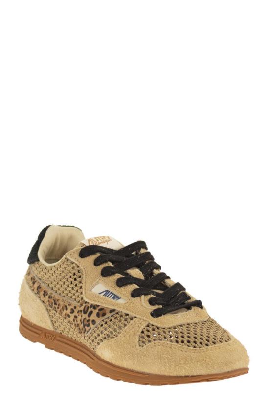 26SS 오트리 WINDSPIN 윈드스핀 스니커즈 WSLWKP01 BEIGE - AUTRY