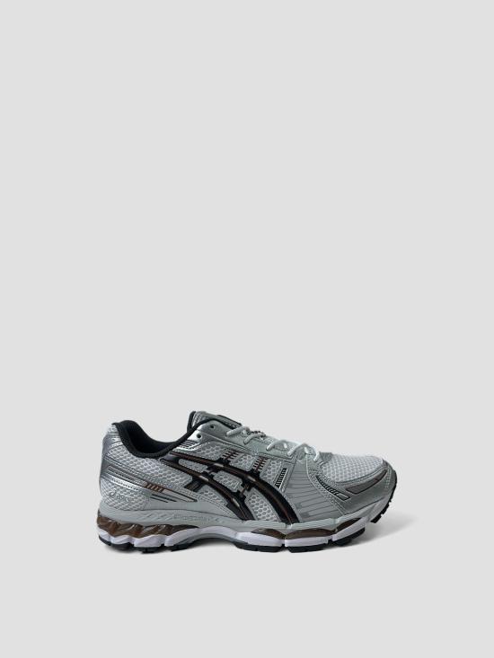 26SS 아식스 스니커즈 1203A759 104 WHITE GRAPHITE GREY