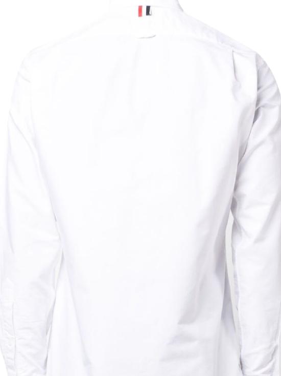 26SS 톰브라운 옥스포드 클래식 그로그랭 플래킷 셔츠 MWL010E F0313100 - THOM BROWNE