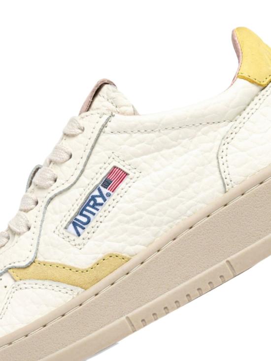 26SS 오트리 메달리스트 로우 스니커즈 AULW NE14LEM SILK - AUTRY
