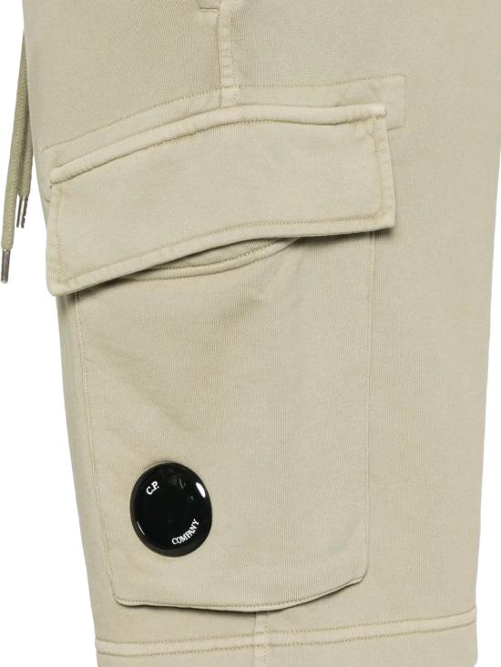 26SS 씨피 컴퍼니 숏팬츠 20CMSB741A 110044R610 MOSS GRAY - C.P. COMPANY