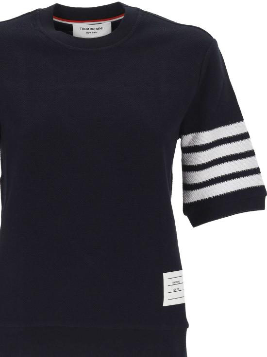 26SS 톰브라운 텍스처드 코튼 피케 4바 티셔츠 FJS222A J0248415 Blue - THOM BROWNE