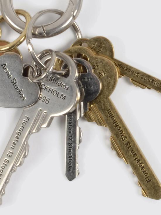 26SS 아크네 스튜디오 키링 C80237 AX2 Gold - ACNE STUDIOS