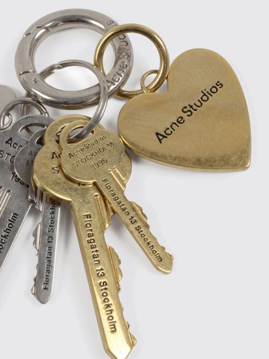 26SS 아크네 스튜디오 키링 C80237 AX2 Gold - ACNE STUDIOS