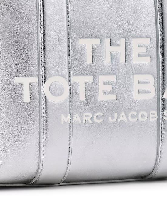 26SS 마크제이콥스 메탈릭 스몰 토트백 2F3HTT004H01 039 metallic silver ARGENTO - MARC JACOBS