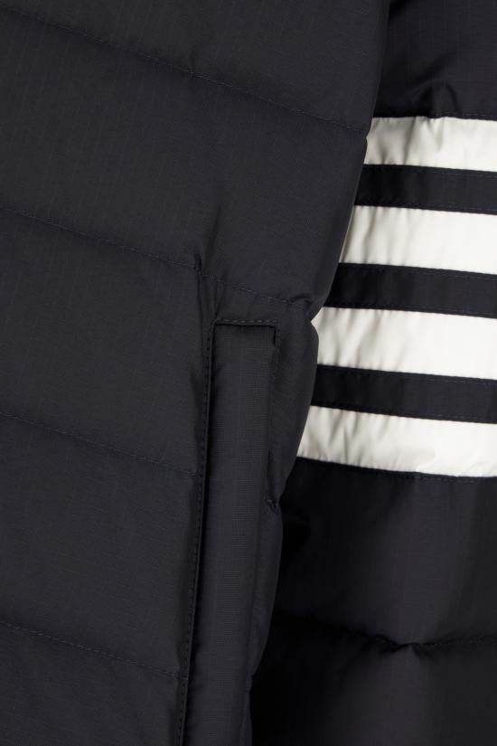 26SS 톰브라운 샤이니 립스탑 라이트웨이트 다운 필 4바 재킷 MJD136XF1095 415 NAVY - THOM BROWNE