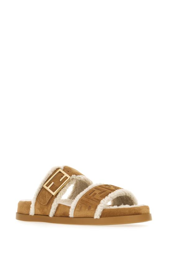 25FW 펜디 샌들 8X8710AY9R F1TOO Beige - FENDI