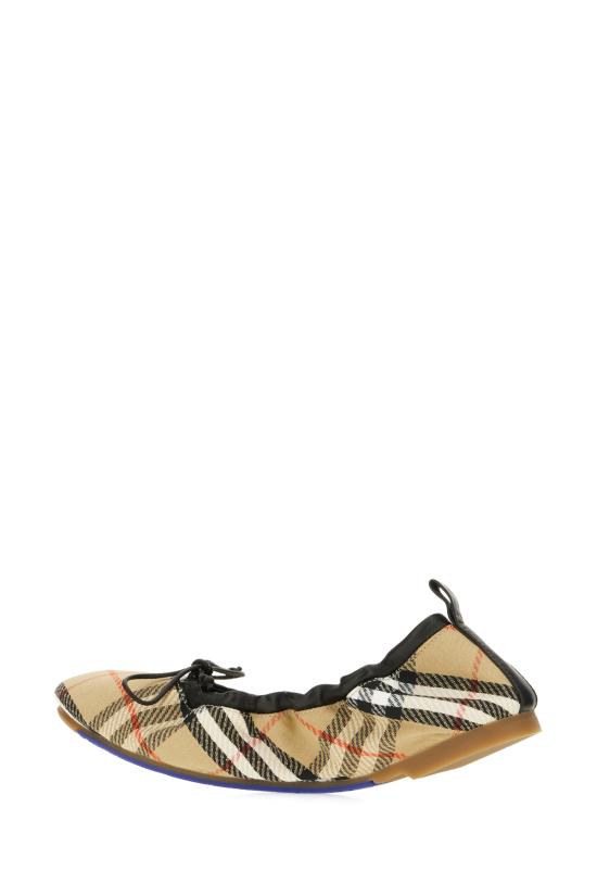 26SS 버버리 체크 레더 폰 발레리나 8121103 B9368 SAND IP CHECK - BURBERRY
