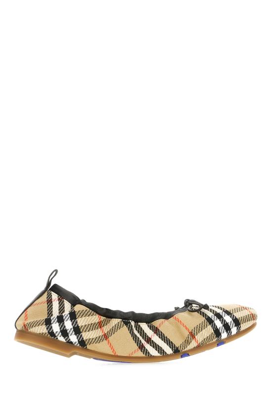 26SS 버버리 체크 레더 폰 발레리나 8121103 B9368 SAND IP CHECK