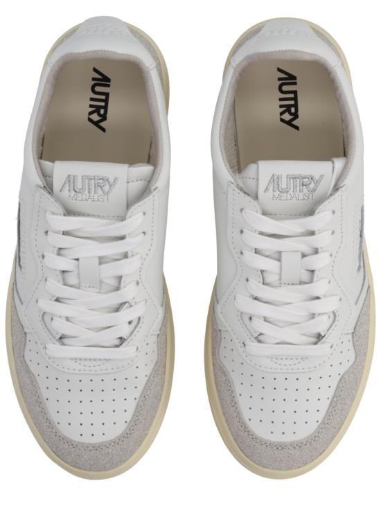 26SS 오트리 메달리스트 로우 레더 스니커즈 AULWPK01 WHITE GREY - AUTRY