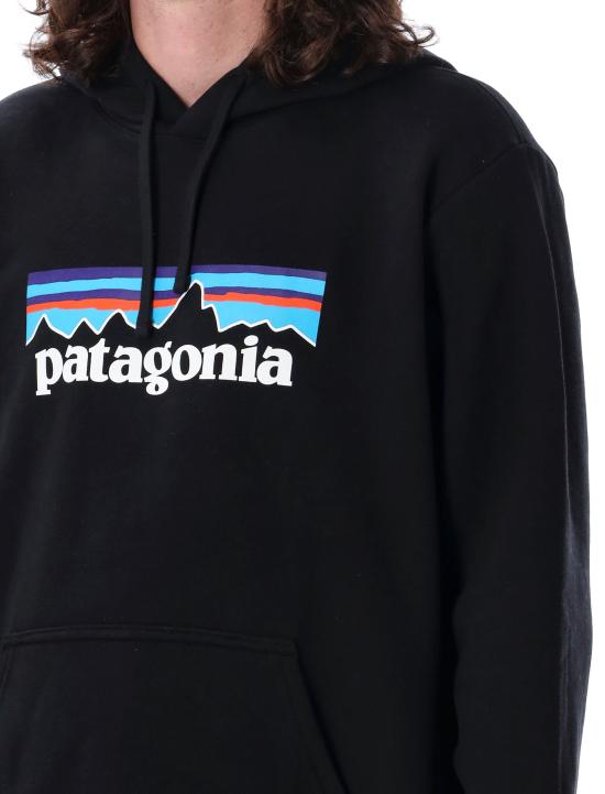 26SS 파타고니아 P-6 로고 업라이절 후드 티셔츠 39622 BLK BLACK - PATAGONIA