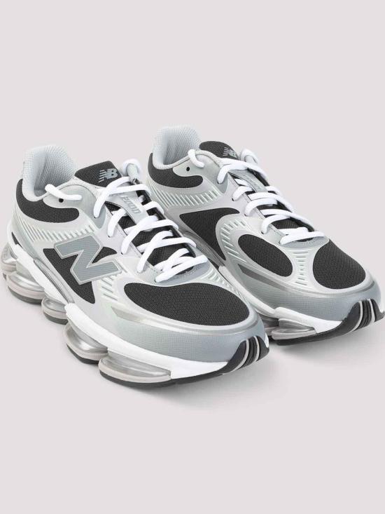 26SS 뉴발란스 스니커즈 U200030Z Black - NEW BALANCE