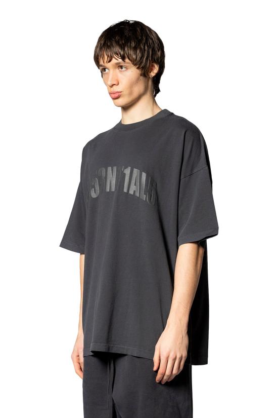 26SS 피어오브갓 반팔 티셔츠 125HO254473F - FEAR OF GOD