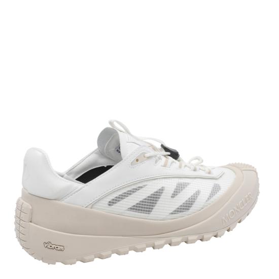 26SS 몽클레어 스니커즈 4M002 30 M8467001 White - MONCLER