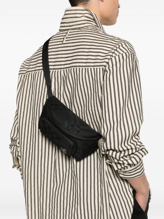 25FW 버버리 숄더백 8107256 A1189 Black - BURBERRY