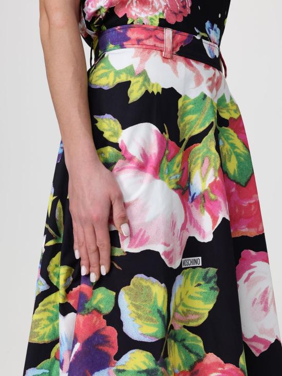 26SS 모스키노 롱 스커트 01020565 1555 Black - MOSCHINO