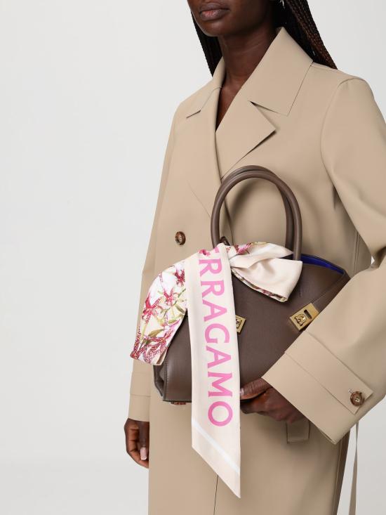 26SS 살바토레 페라가모 토트백 215608 771867 017 Brown - SALVATORE FERRAGAMO