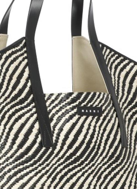 26SS 마르니 숄더백 SHMP0162A1 P984100N99 Black - MARNI