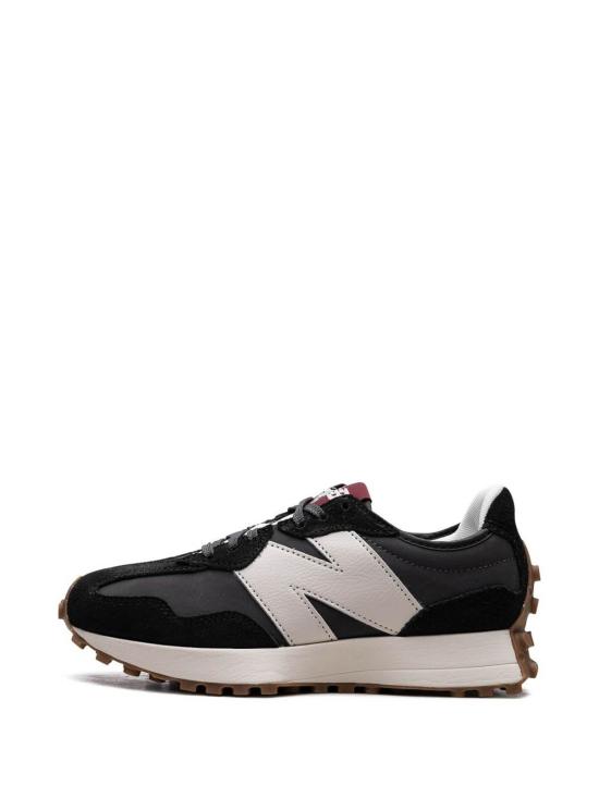 26SS 뉴발란스 327 스니커즈 WS327KCBLK Black - NEW BALANCE