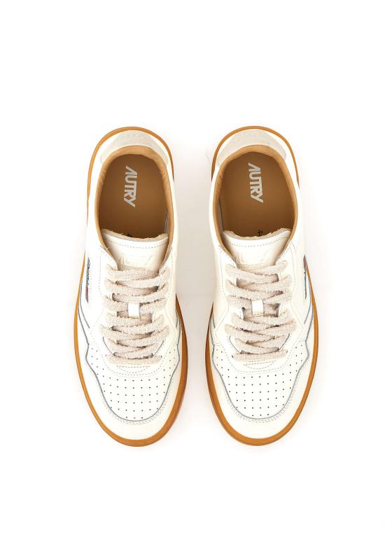 26SS 오트리 메달리스트 로우 스니커즈 AULM BD01 White - AUTRY