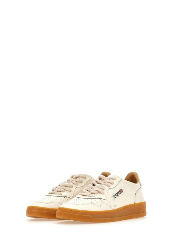 26SS 오트리 메달리스트 로우 스니커즈 AULM BD01 White - AUTRY