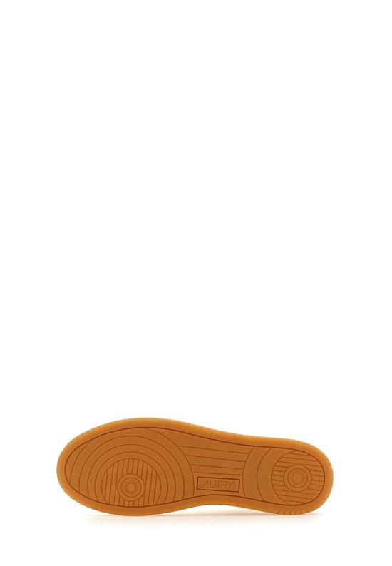 26SS 오트리 메달리스트 로우 스니커즈 AULM BD01 White - AUTRY