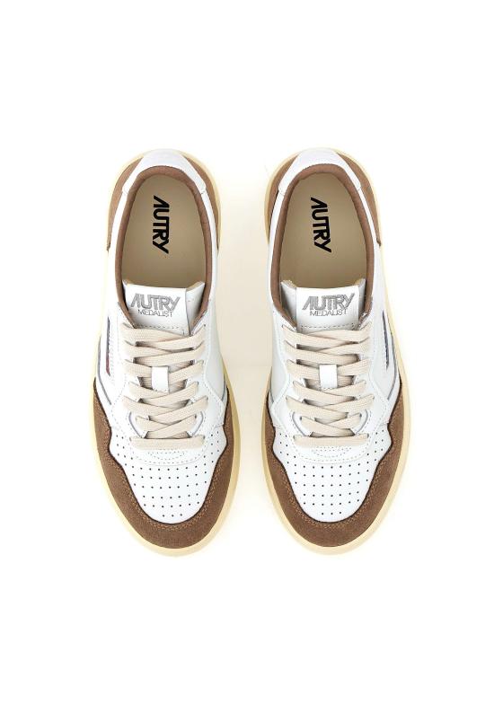 26SS 오트리 메달리스트 로우 스니커즈 AULW FT02 White - AUTRY