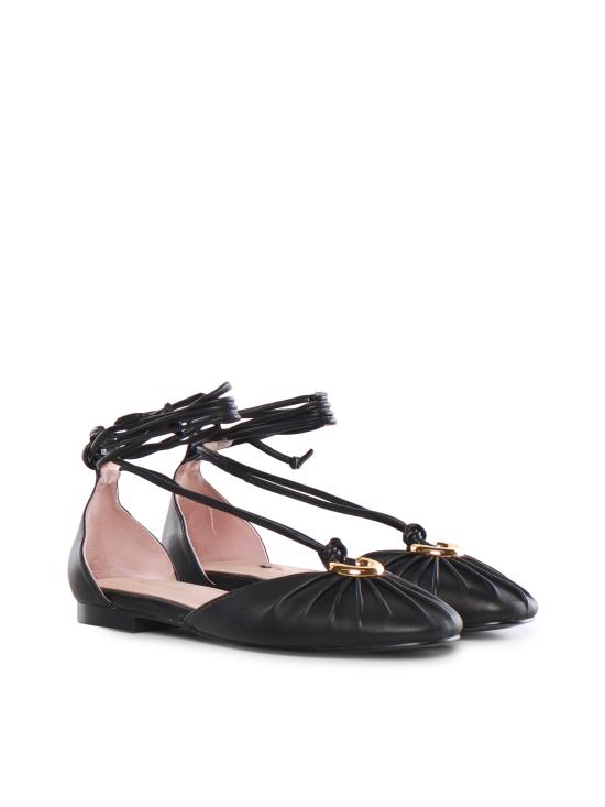 26SS 코치넬리 플랫 슈즈 E4U7S190101 001 Black - COCCINELLE