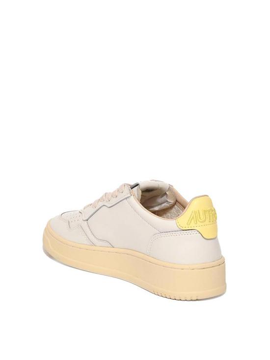 26SS 오트리 메달리스트 로우 스니커즈 AULWDL02 White - AUTRY